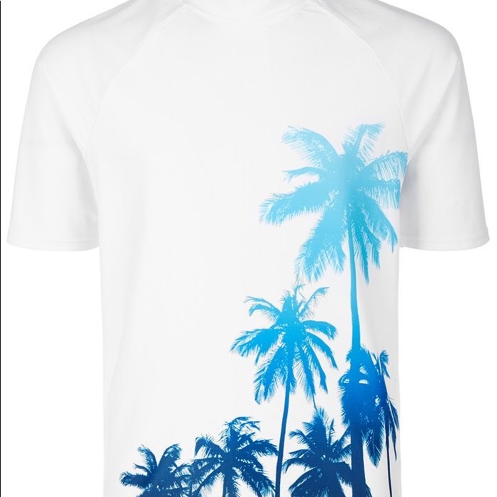 Ideology
Toddler Boys Palm-Print Rash Guard, Created for Macy's. Sz. L. NWT